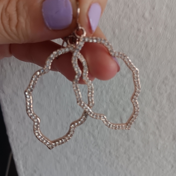 ✨️3 For $15✨Crystal Goldtone Bling Open Design Drop Earrings - Picture 2 of 4